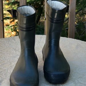 Nokian rubber ankle boots size 7